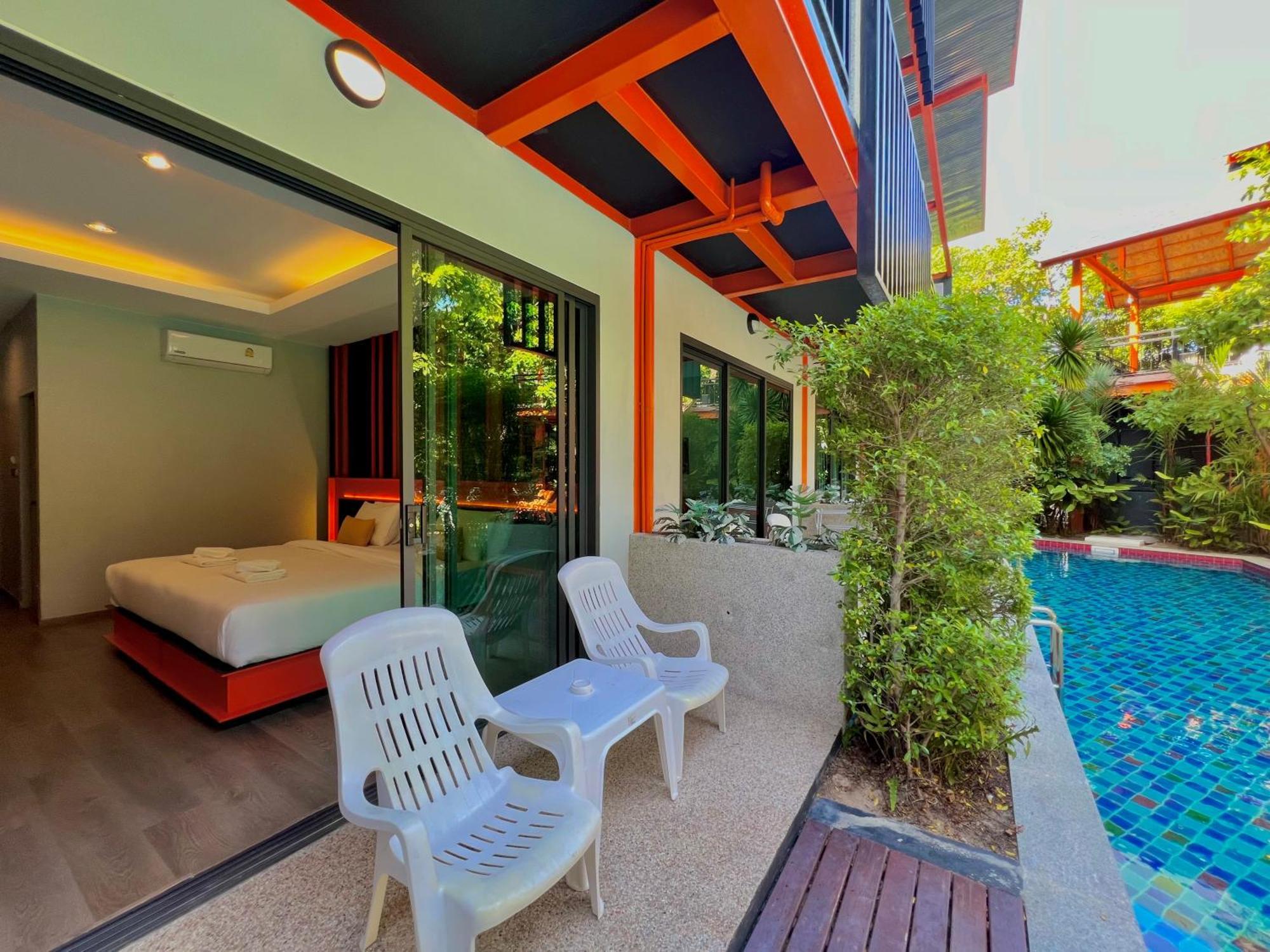 Wow Phuket Hotel Buitenkant foto